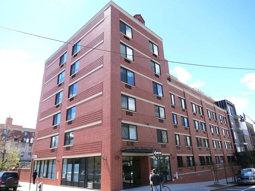 Photo of 100 Congress Street